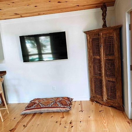 Modern Treehouse, Close To Downtown And Beach Wilmington Dış mekan fotoğraf